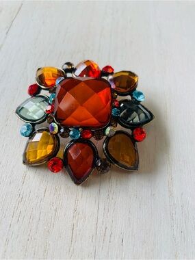 Showstopper Autumn Shades Large Faceted Flower Brooch